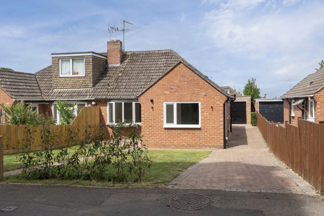 3 bed house for sale, Finchcroft Lane, Prestbury, GL52