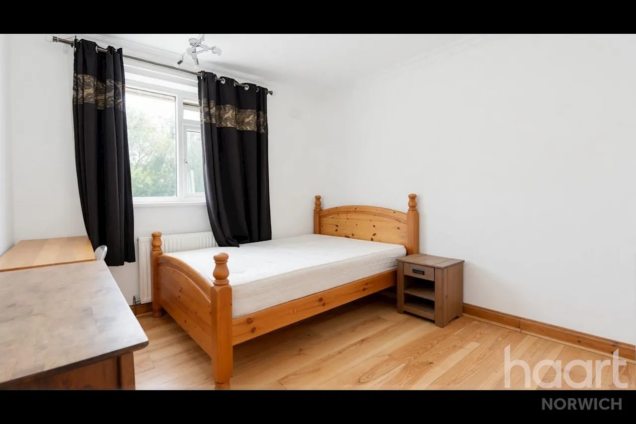1 bed house to rent, Bland Road, NR5