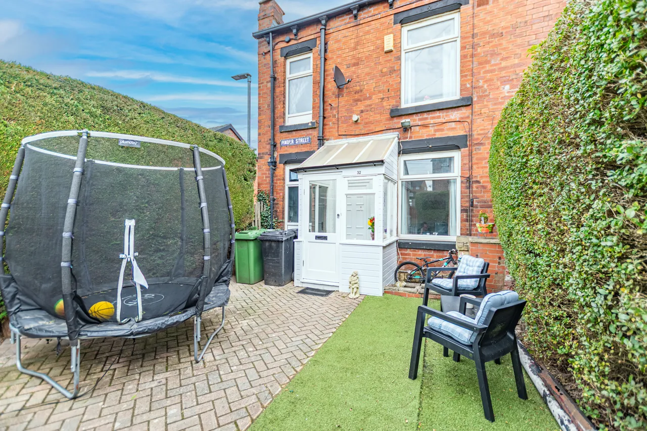 Pinder Street, Leeds, LS12, photo 17