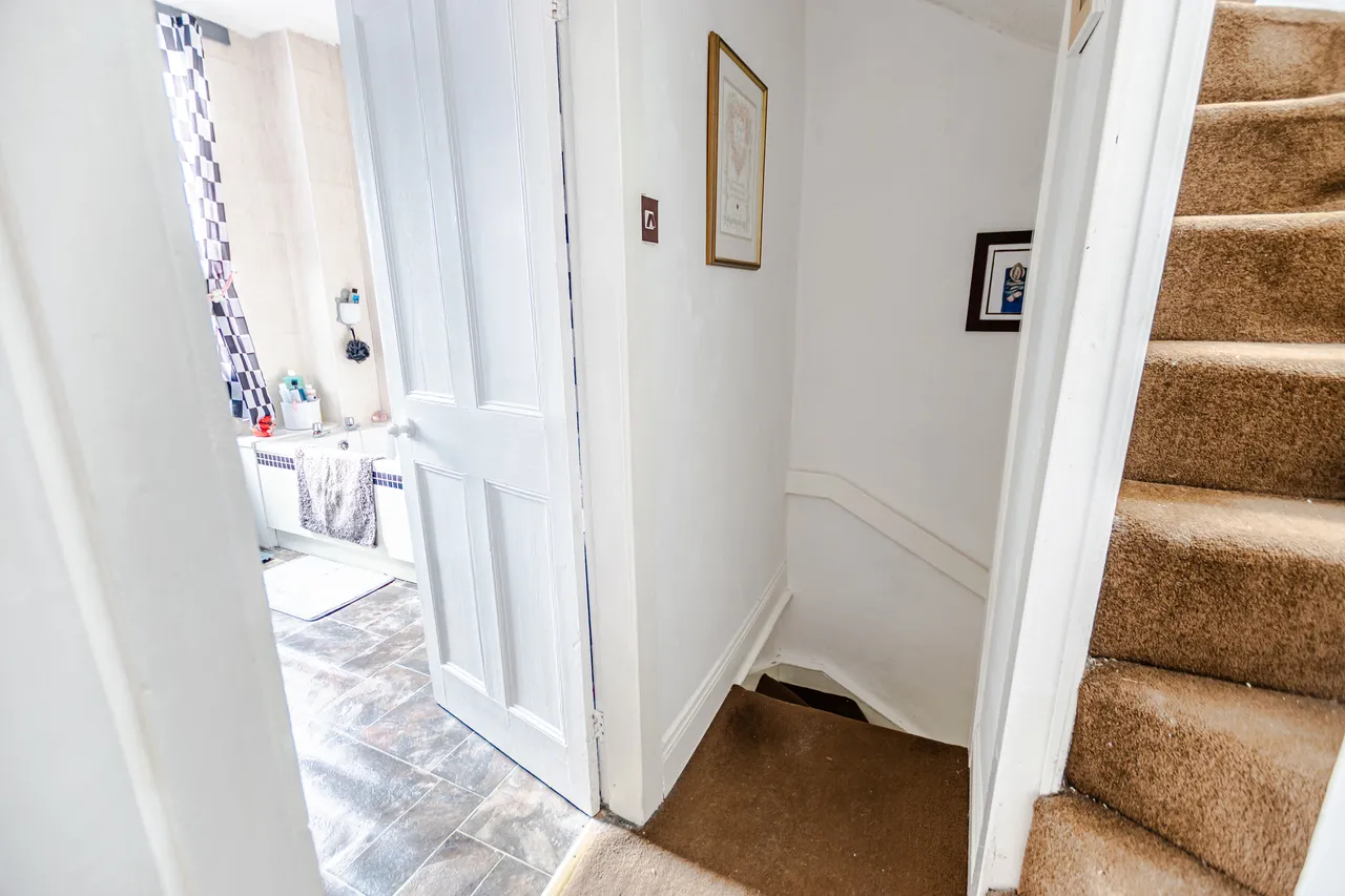 Pinder Street, Leeds, LS12, photo 12