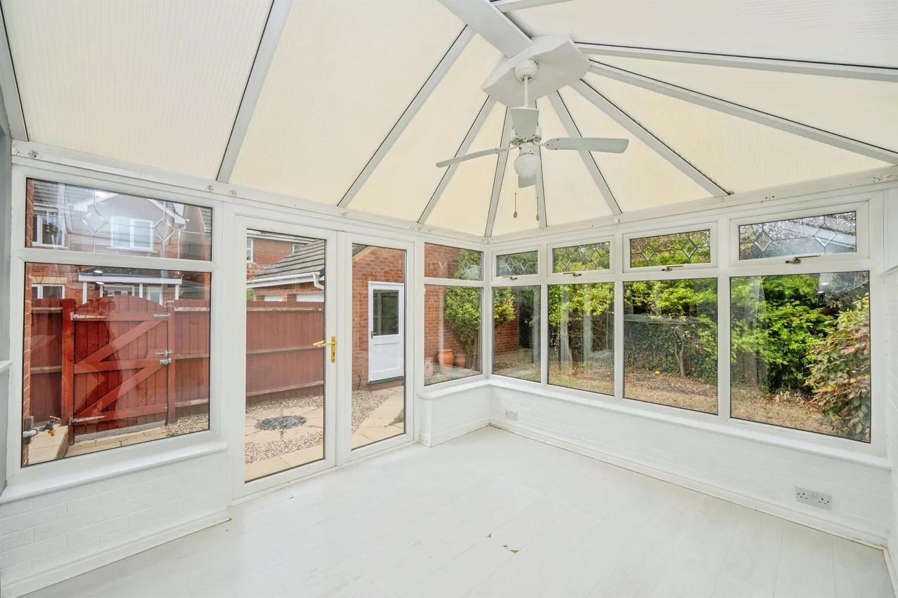 Falaise Way, Hilton, DE65, photo 6
