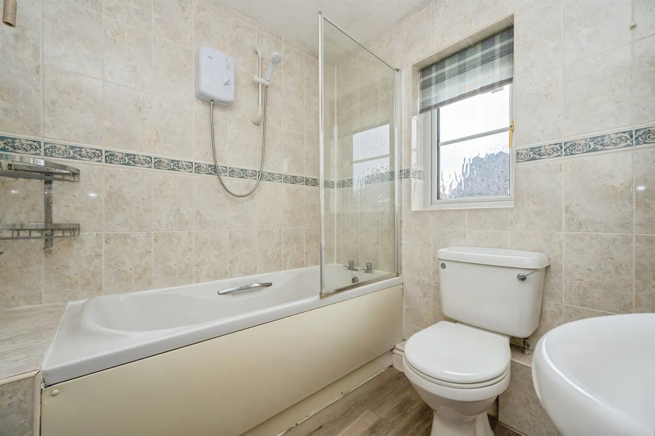 Falaise Way, Hilton, DE65, photo 10