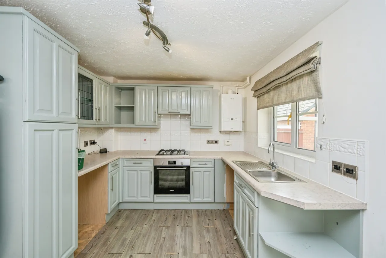 Falaise Way, Hilton, DE65, photo 5