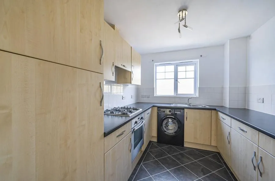 The Hollies, Mapledurwell, RG24, photo 2