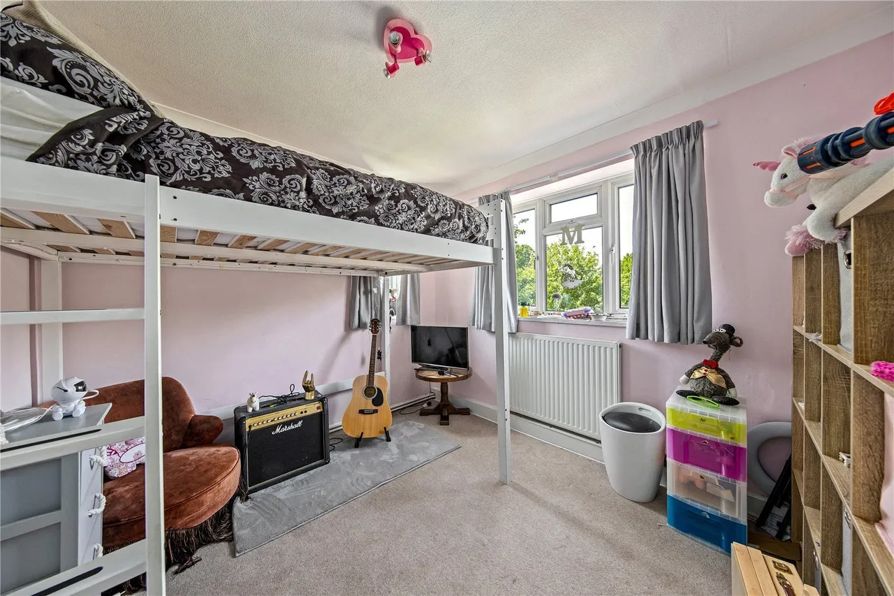 Queens Way, Feltham, TW13, photo 36