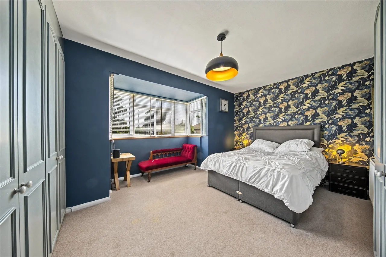 Queens Way, Feltham, TW13, photo 33