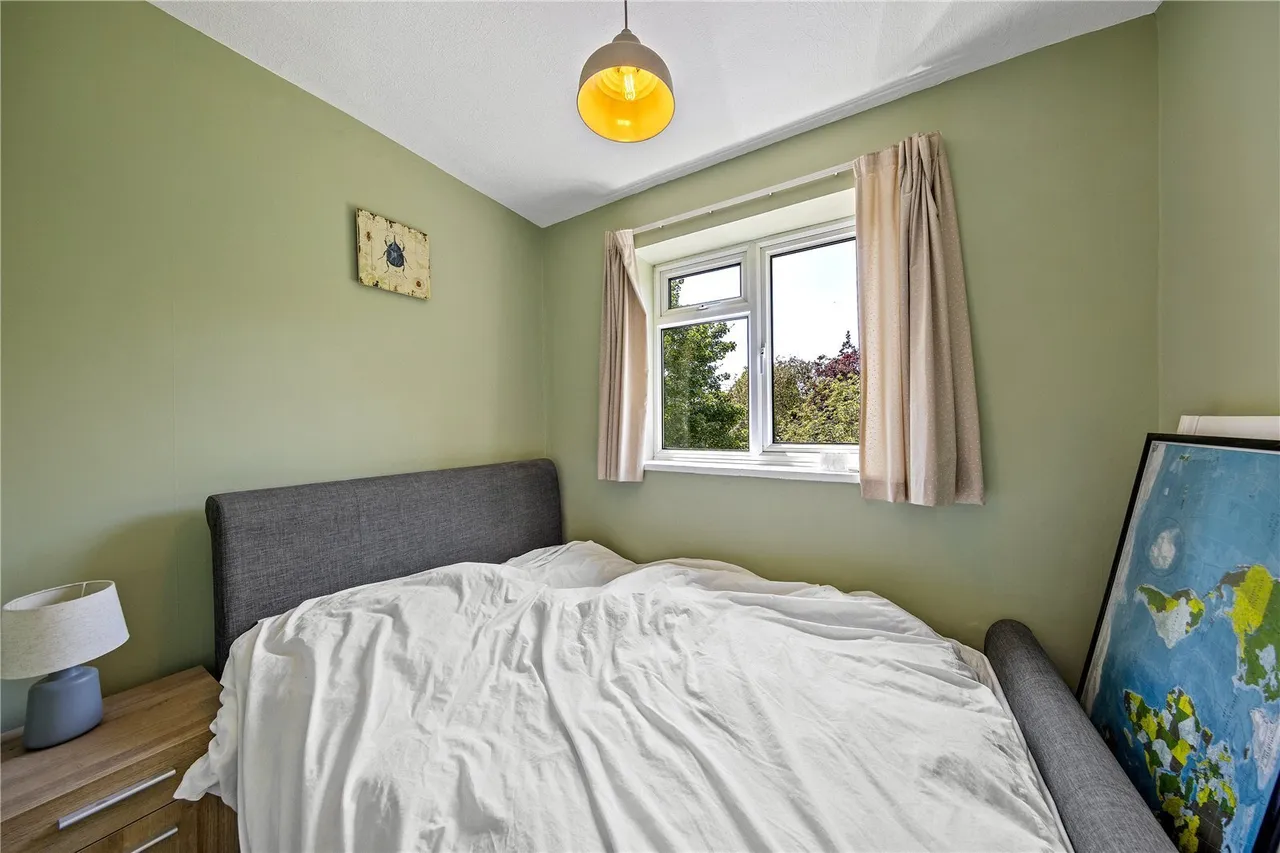 Queens Way, Feltham, TW13, photo 34