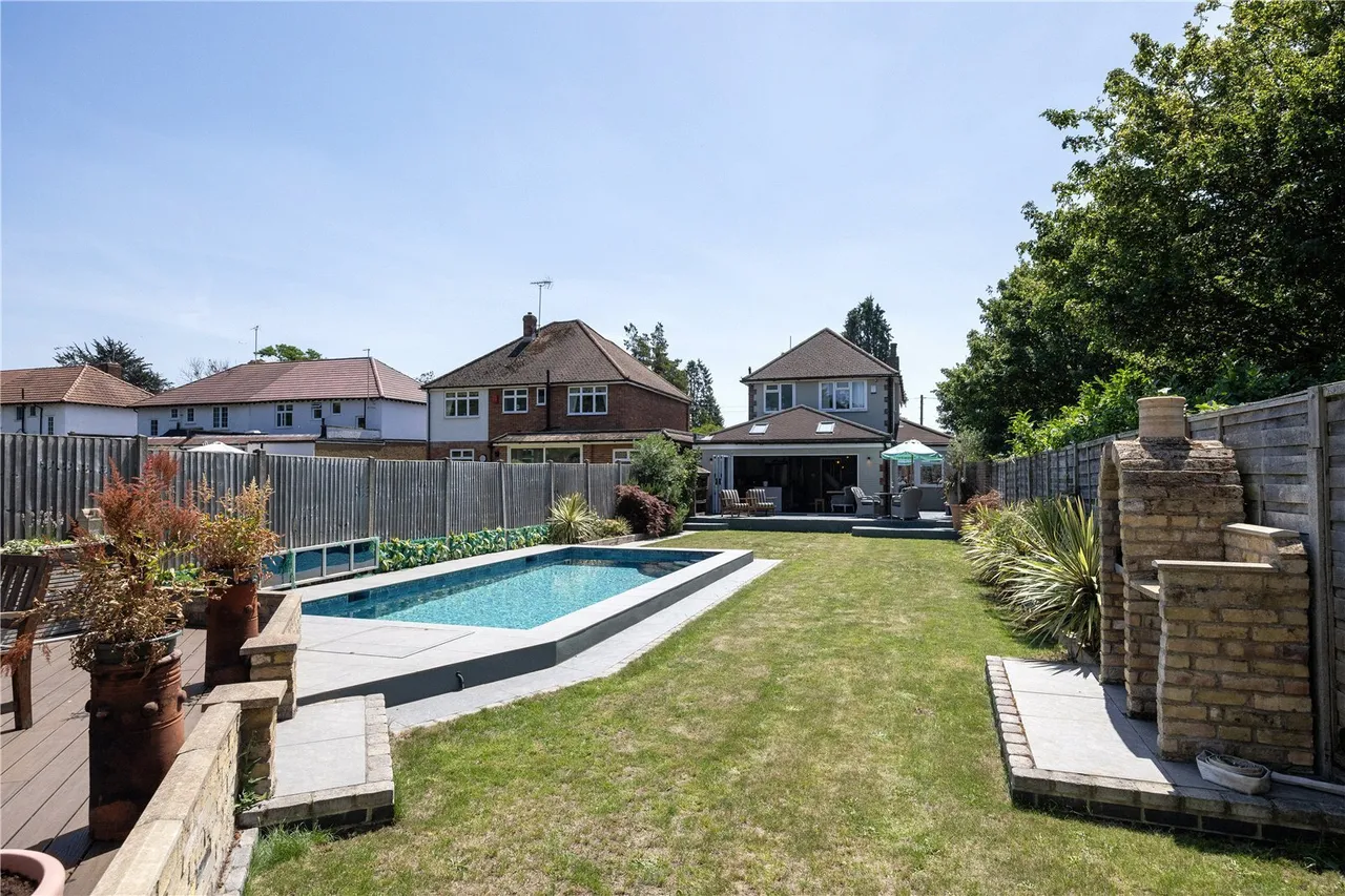 Queens Way, Feltham, TW13, photo 18