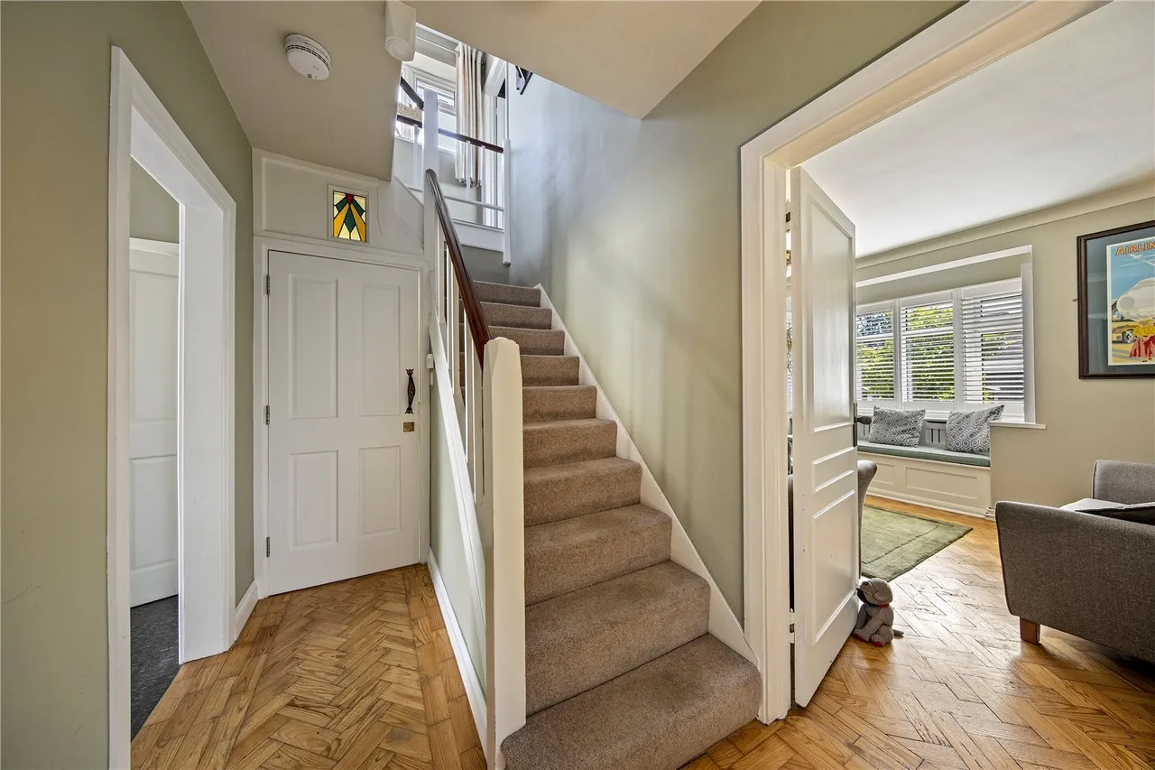 Queens Way, Feltham, TW13, photo 30