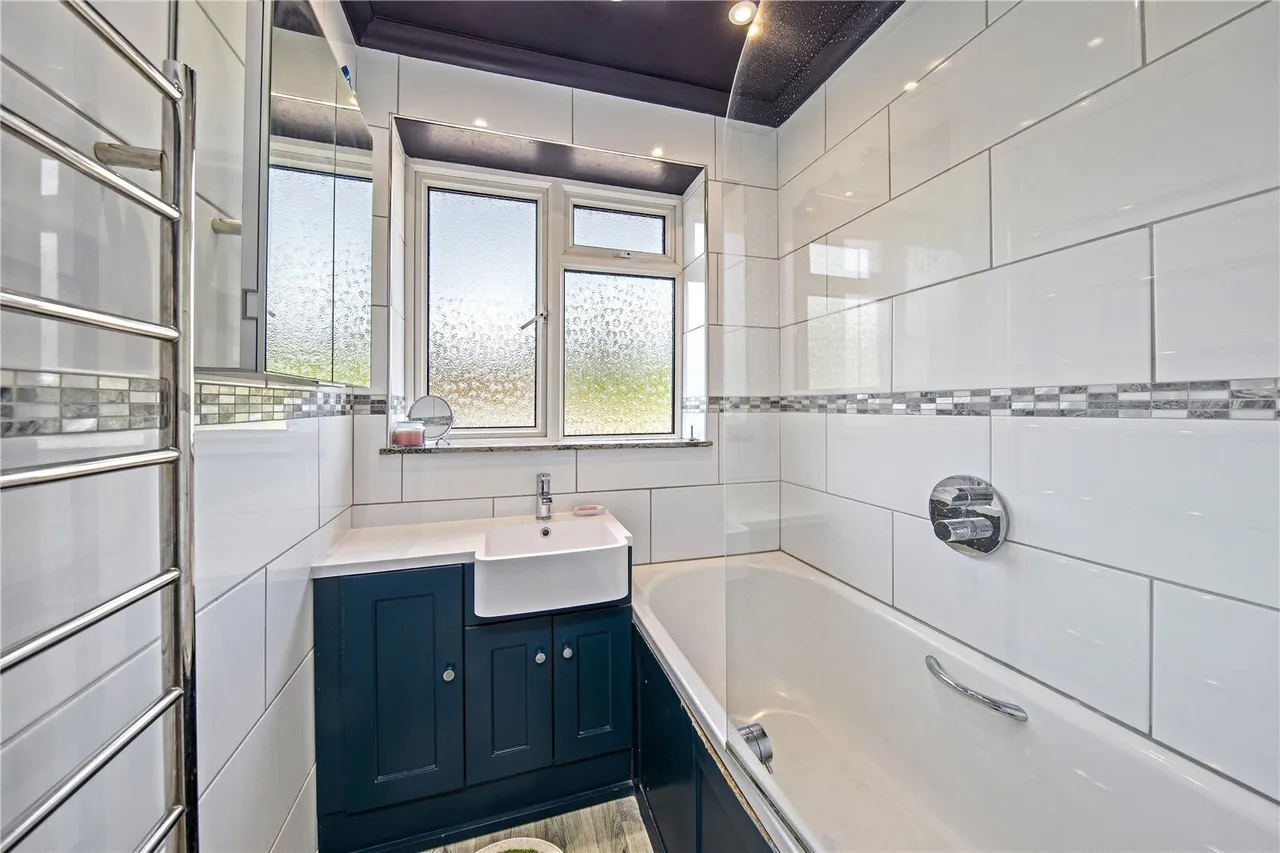 Queens Way, Feltham, TW13, photo 40