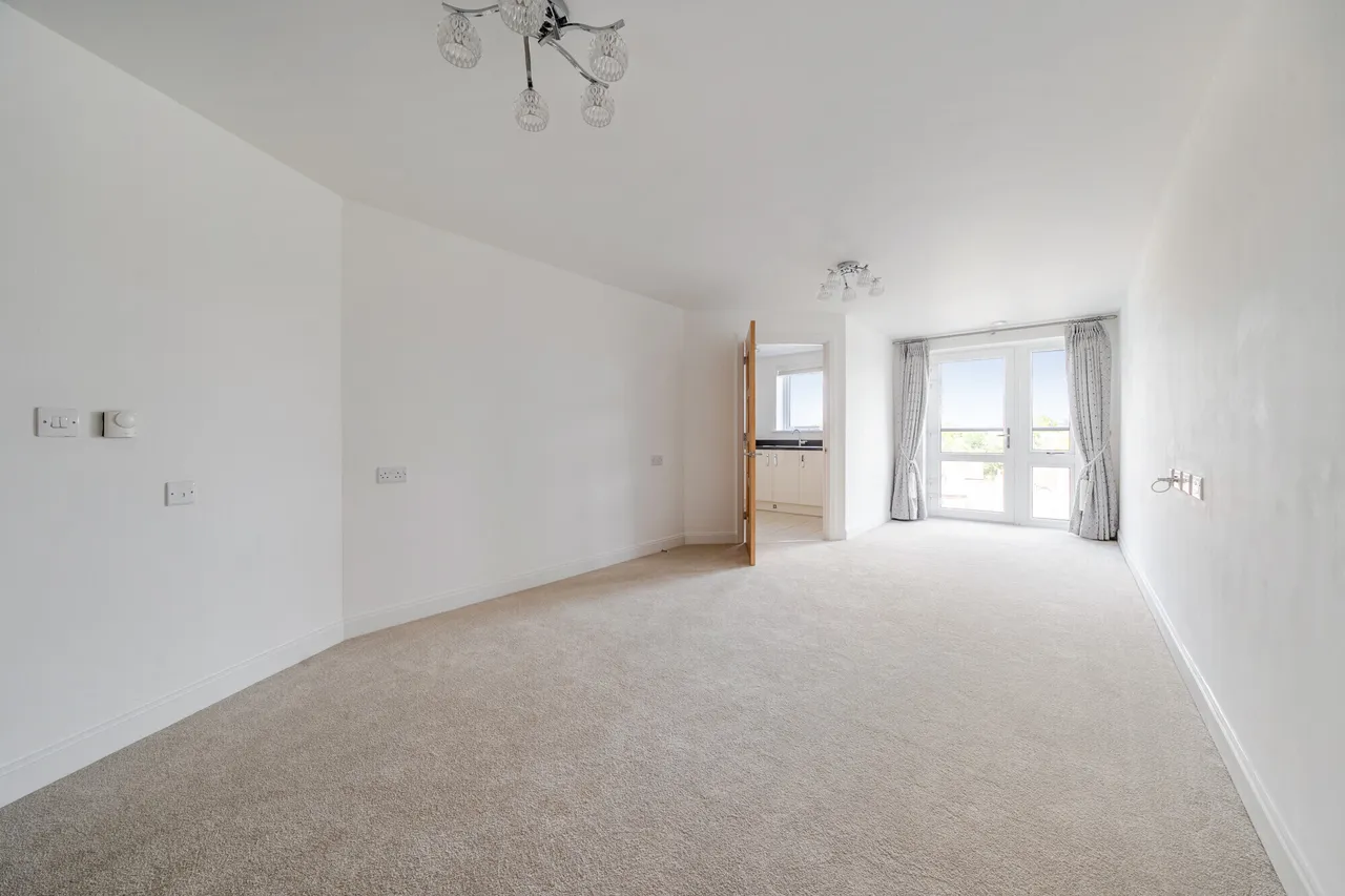 Pegs Lane, Hertford, SG13, photo 5
