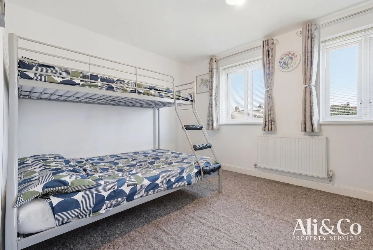 Foxton Road, Grays, Essex, RM20 4XX, photo 12
