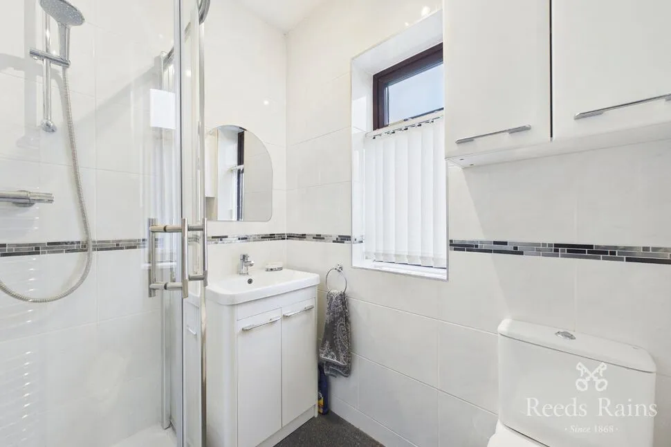Bickershaw Lane, Abram, WN2, photo 11