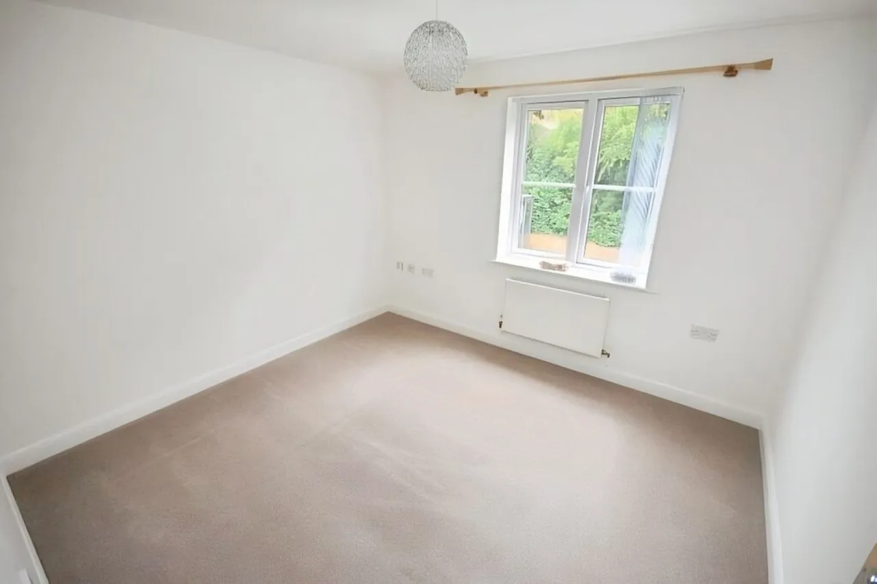 Medley Court, photo 6