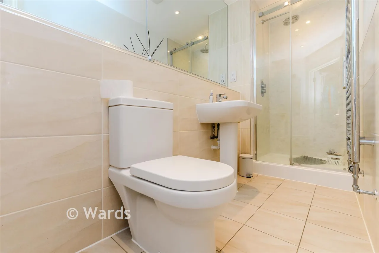 Chapel Drive, Dartford, DA2, photo 6