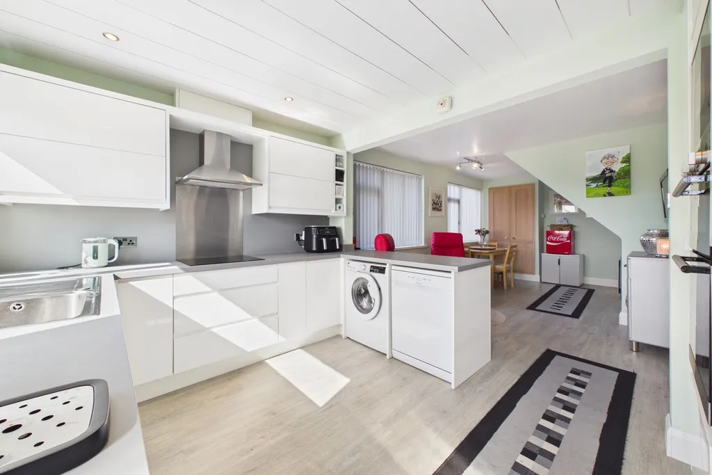 Windermere Road, Bolton Le Sands, LA5, photo 7