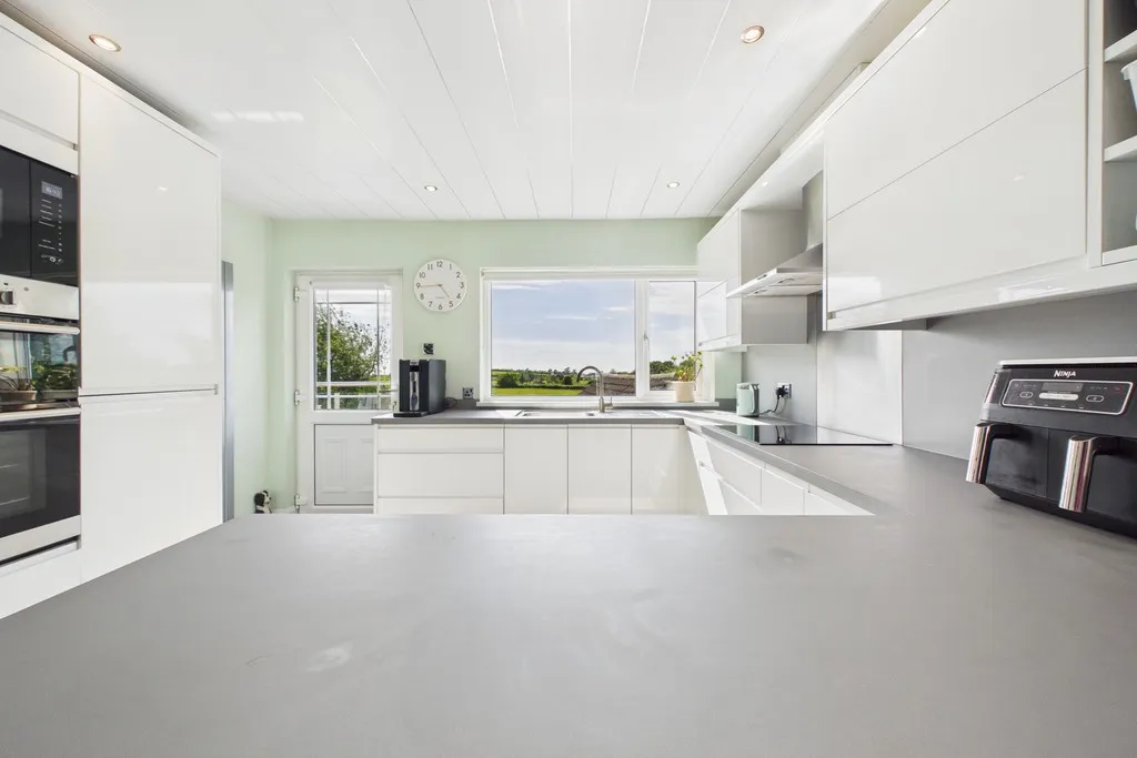 Windermere Road, Bolton Le Sands, LA5, photo 24