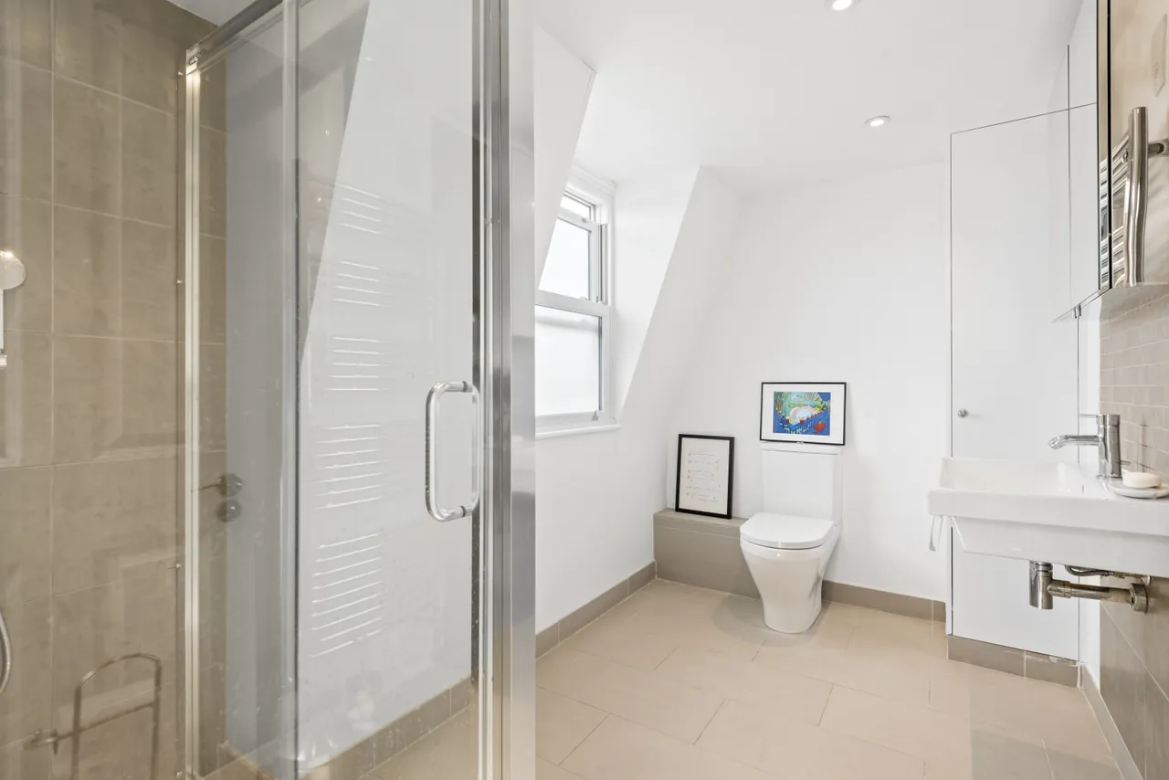 Mandrake Road, London, SW17, photo 8