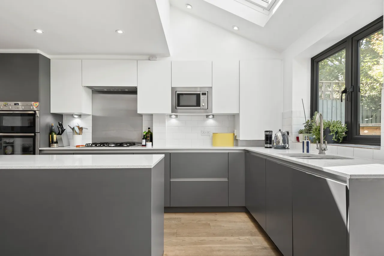 Mandrake Road, London, SW17, photo 3