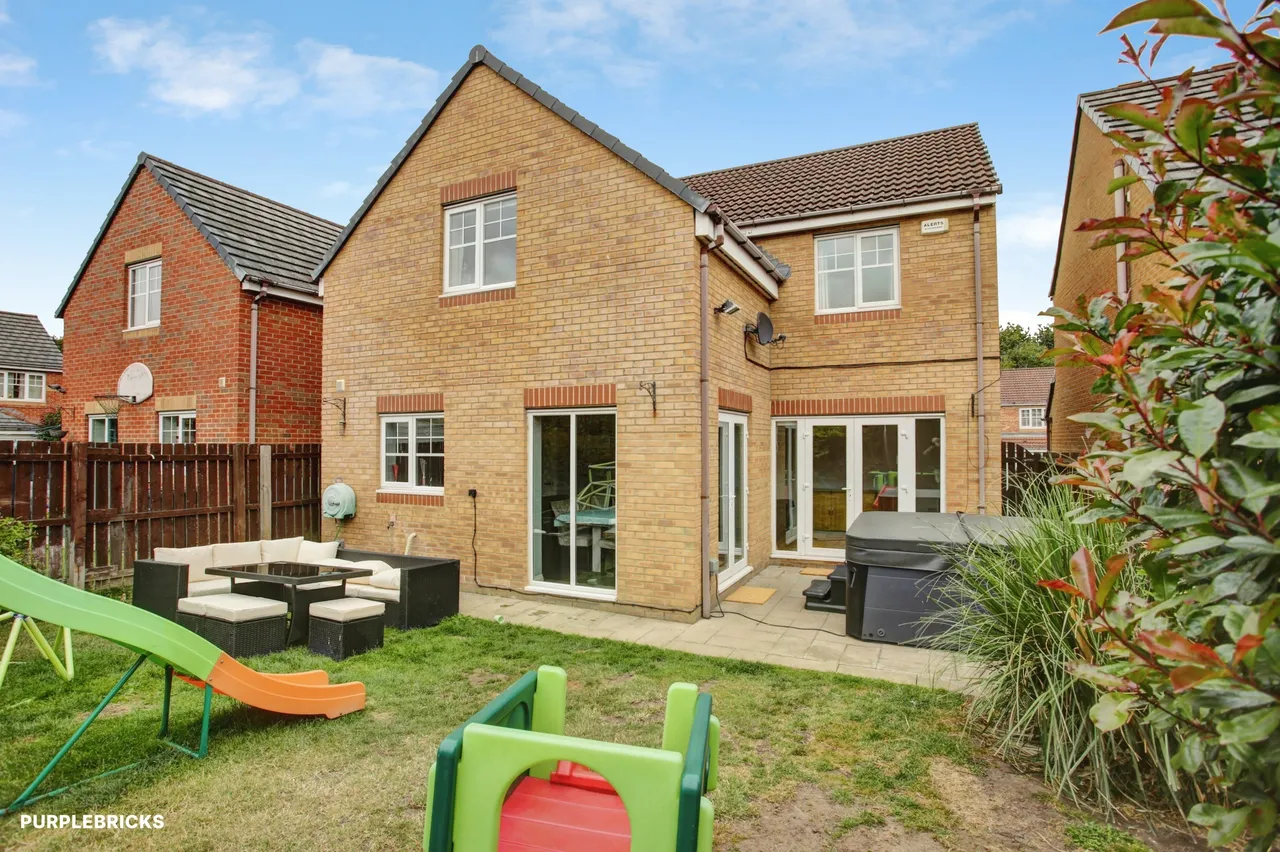 Cloverhill Court, Stanley, DH9, photo 17