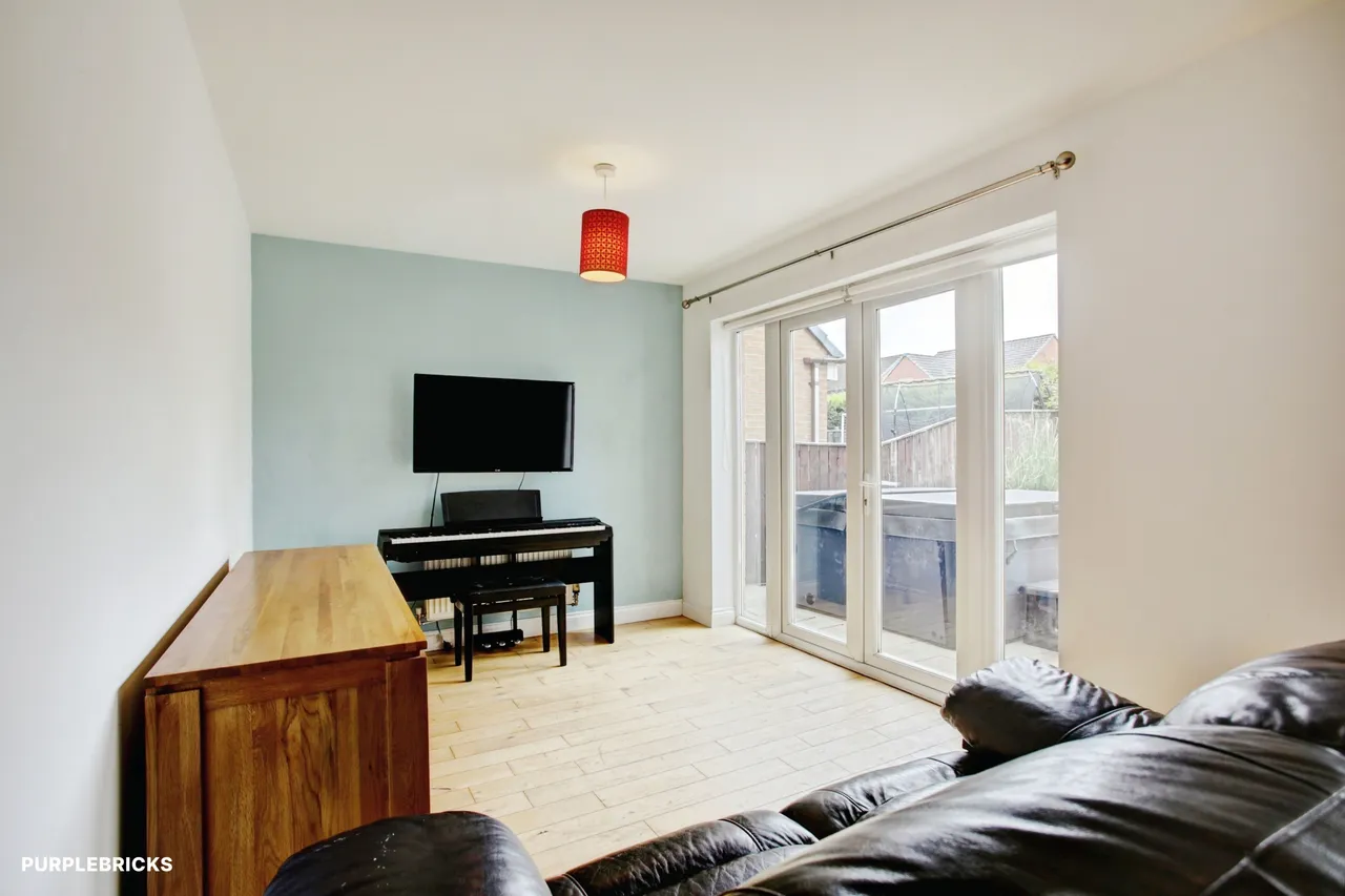 Cloverhill Court, Stanley, DH9, photo 5