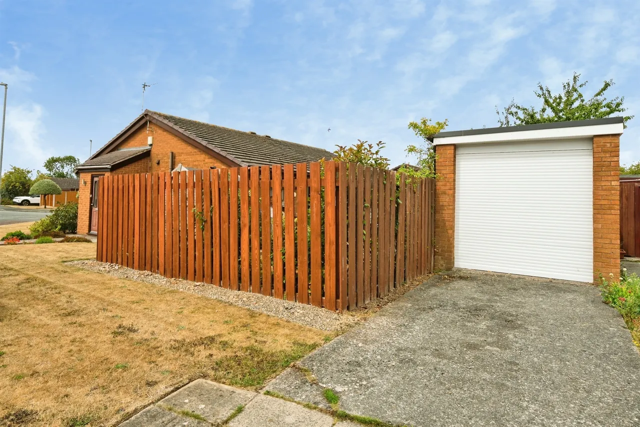 Parr Grove, Wirral, photo 12