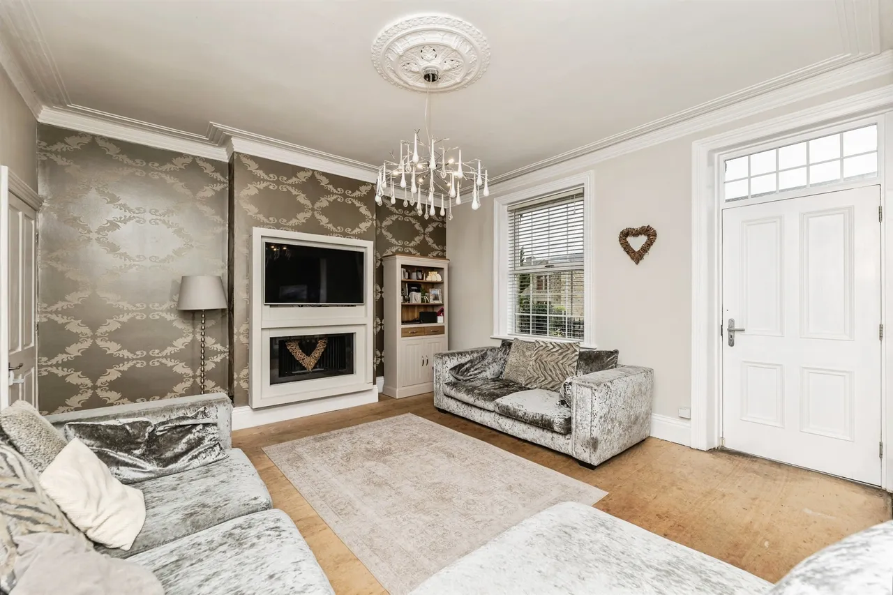 Batley Road, Tingley, WF3, photo 6