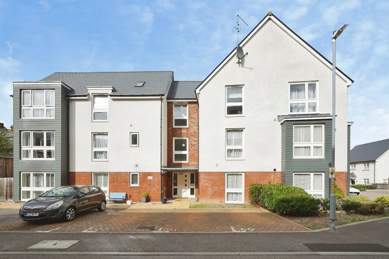 1 bed flat for sale — Foster Way, Folkestone, Kent, CT20
