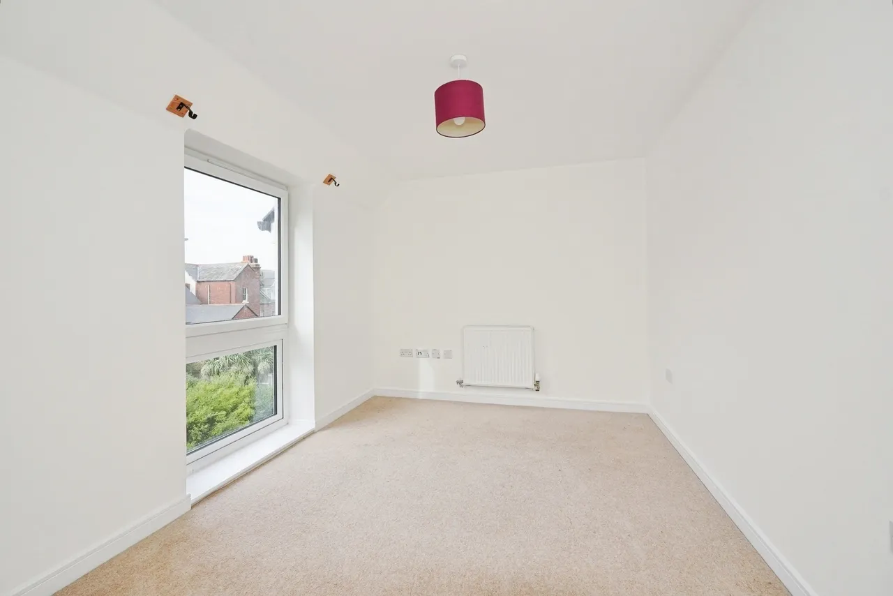 Foster Way, Folkestone, Kent, CT20, photo 5