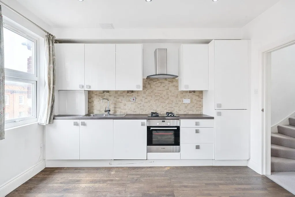 Coldharbour Lane, SE5, photo 2