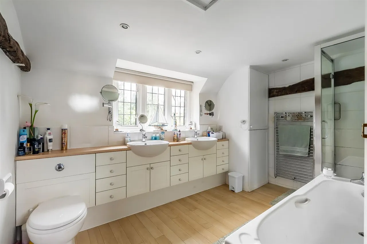 Lower Road, Bookham, KT23, photo 9