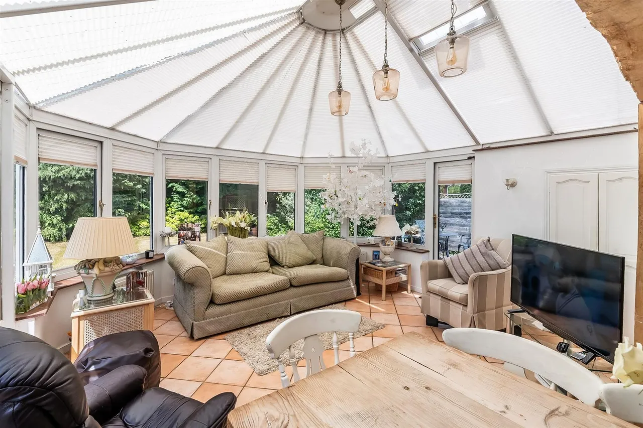 Lower Road, Bookham, KT23, photo 16