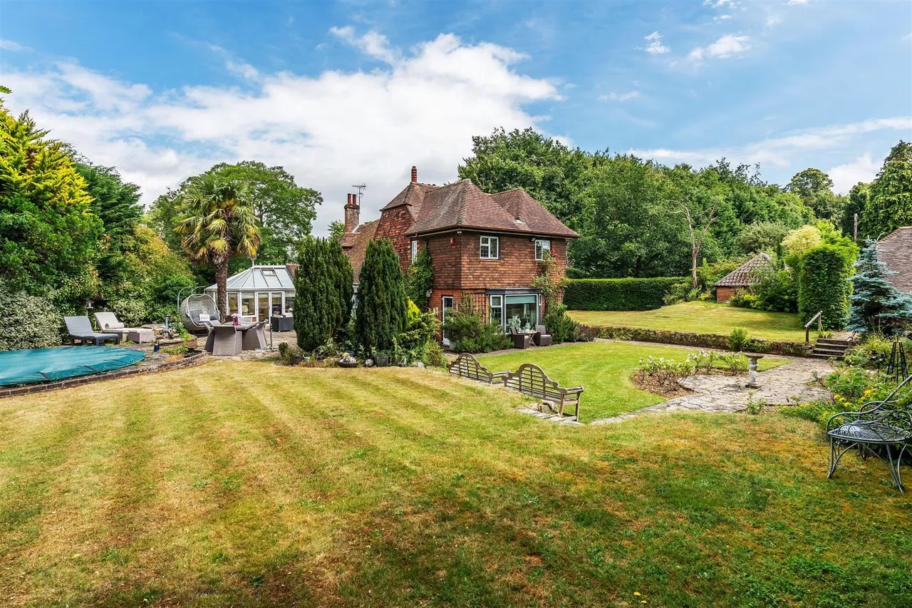 Lower Road, Bookham, KT23, photo 2