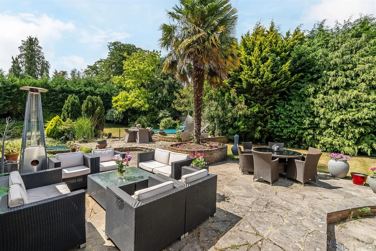 Lower Road, Bookham, KT23, photo 13