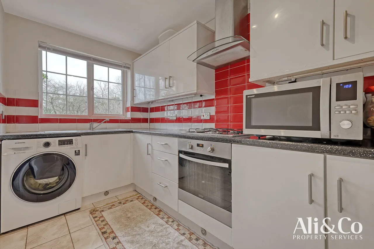 Lancaster Road, Grays, Essex, RM16 6EA, photo 6