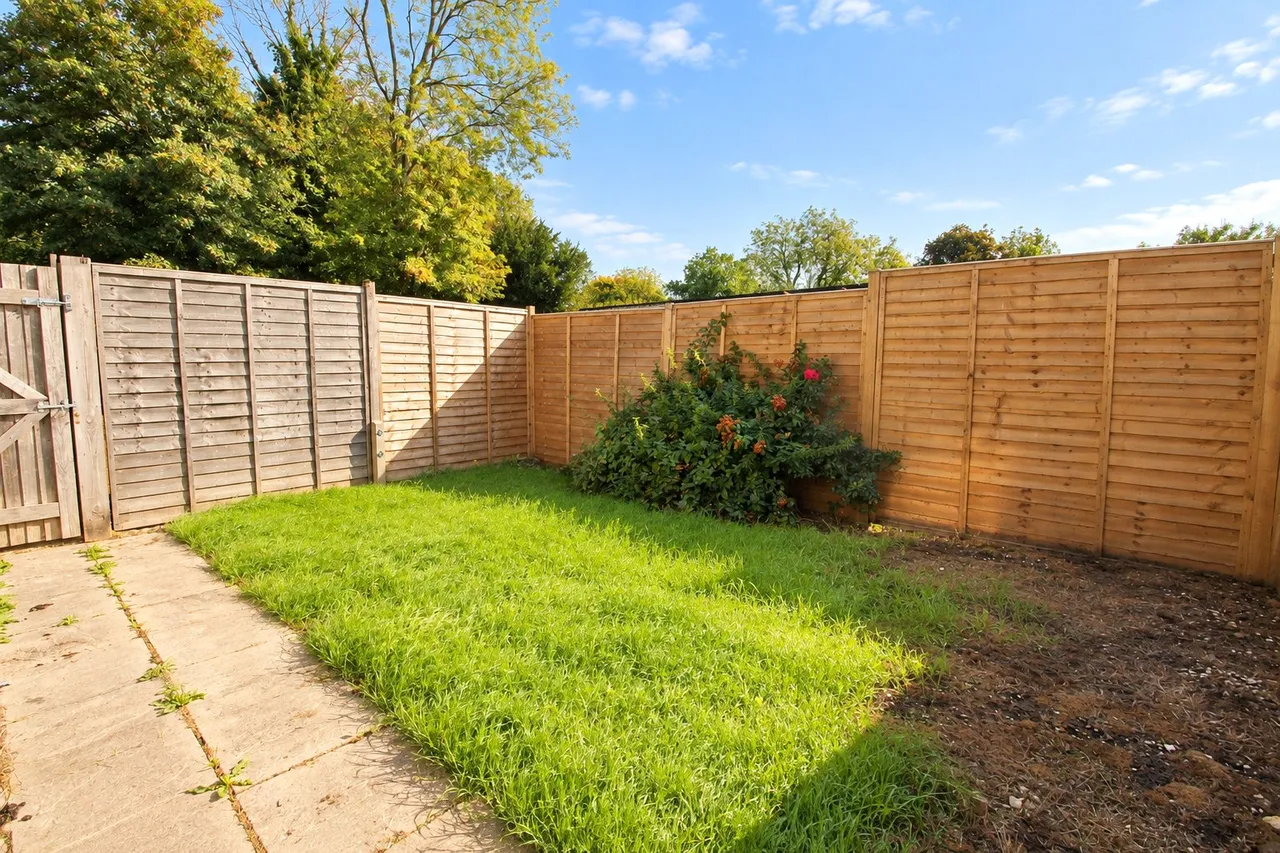 Chawton Park Road, Alton, GU34, photo 4