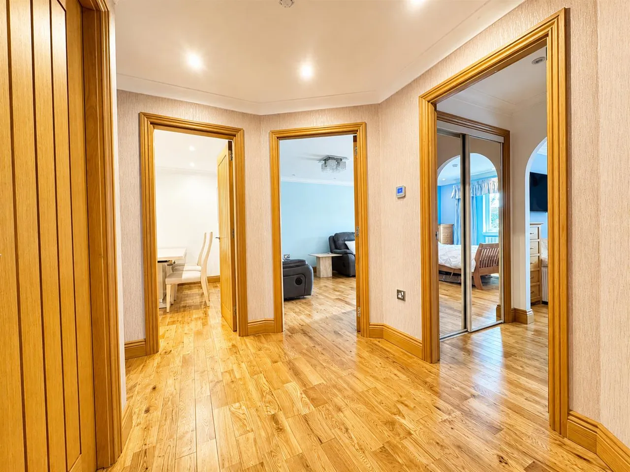 Silverwells Crescent, Bothwell, Bothwell, G71 8DP, photo 8