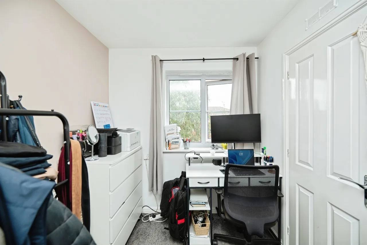 Monkgate Drive, West Bromwich, B71, photo 9