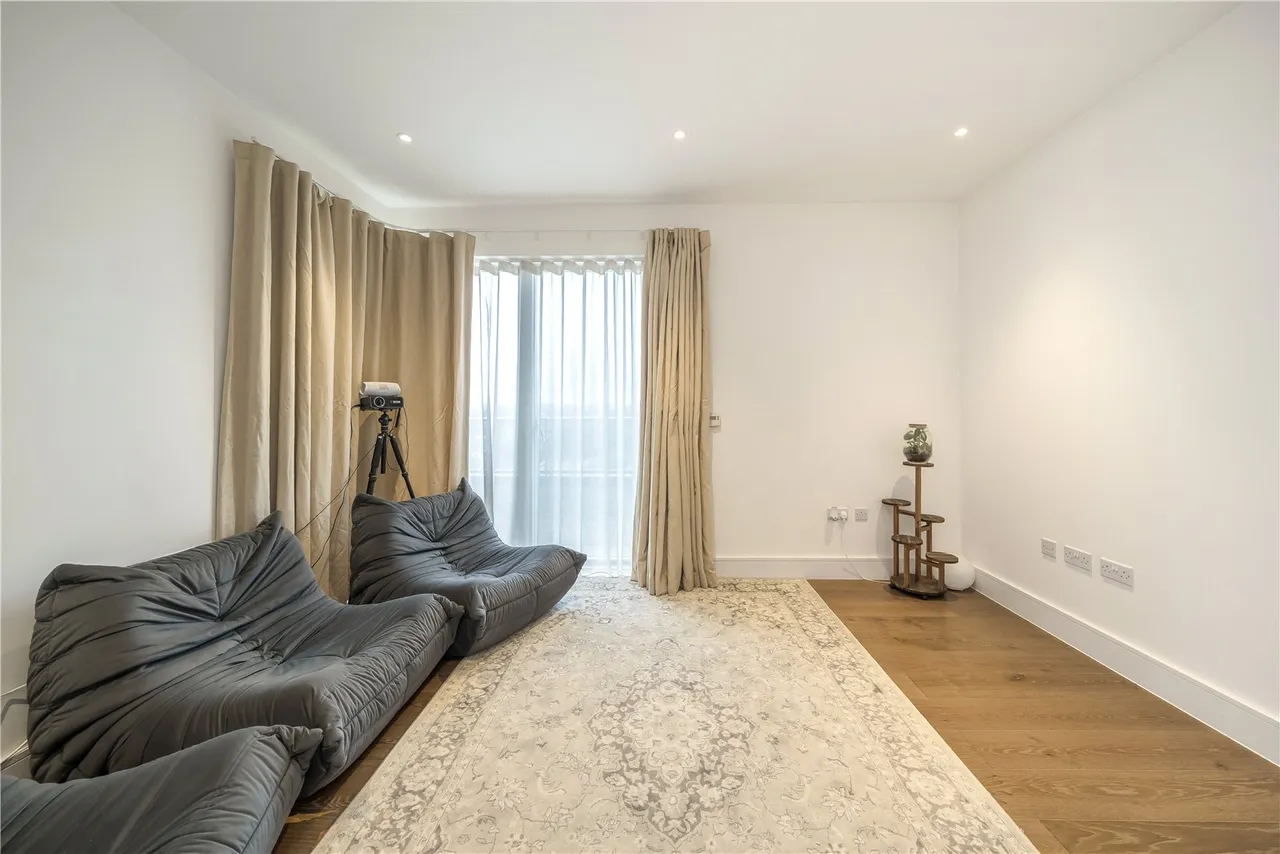 Tizzard Grove, Kidbrook, London, SE3 9FE, photo 4