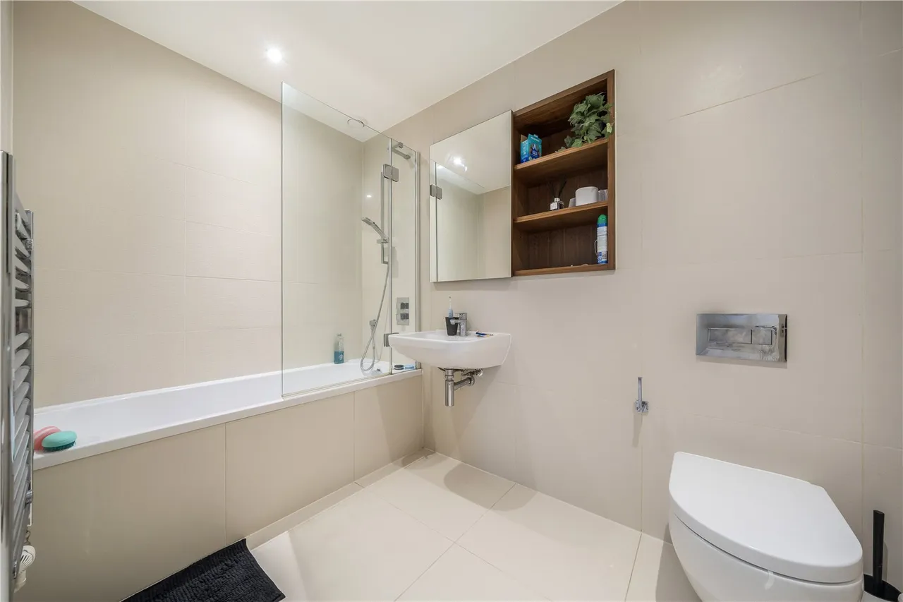 Tizzard Grove, Kidbrook, London, SE3 9FE, photo 8
