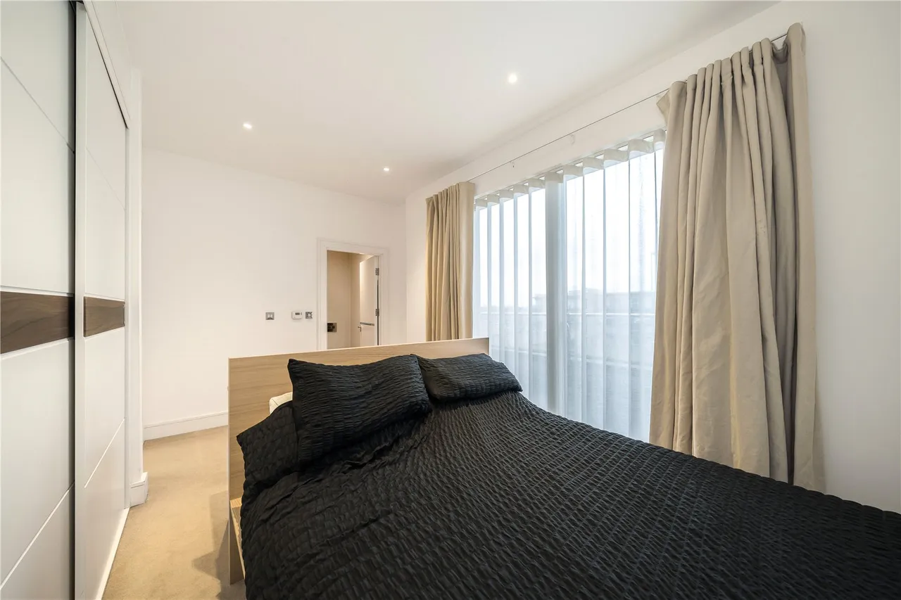 Tizzard Grove, Kidbrook, London, SE3 9FE, photo 6