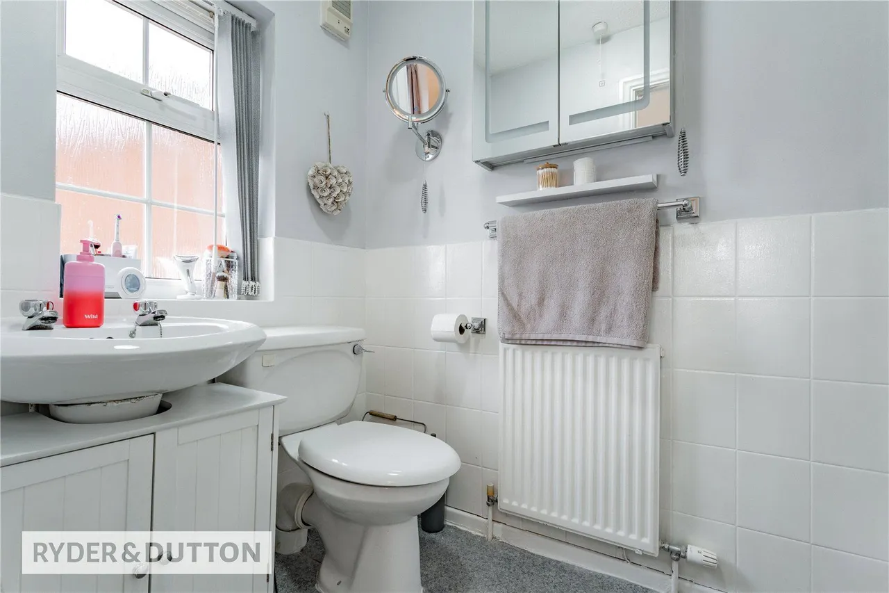 Highfield Drive, Royton, OL2, photo 16