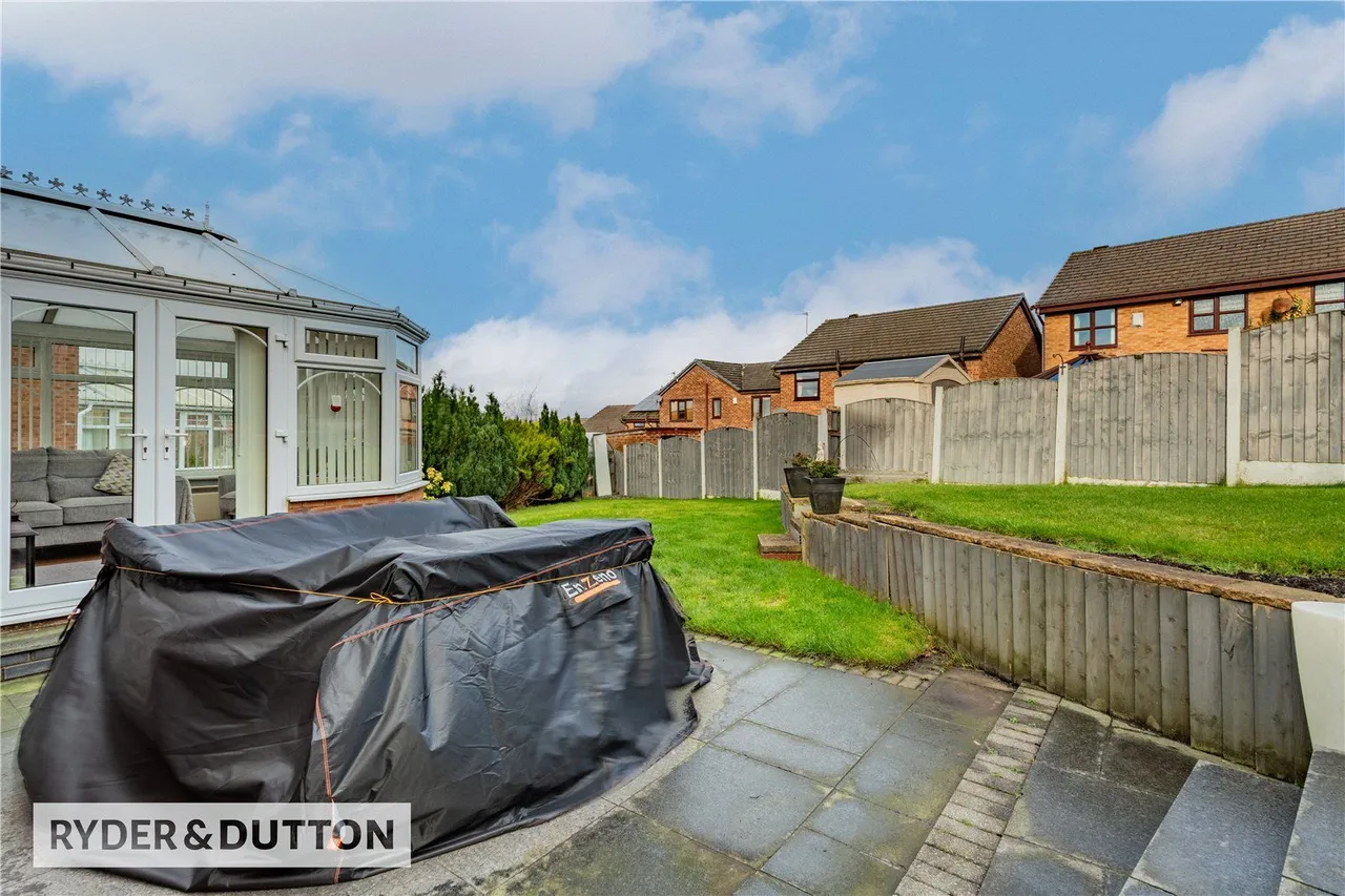 Highfield Drive, Royton, OL2, photo 29