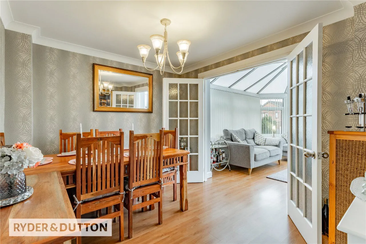 Highfield Drive, Royton, OL2, photo 6