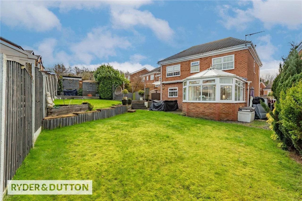 Highfield Drive, Royton, OL2, photo 31
