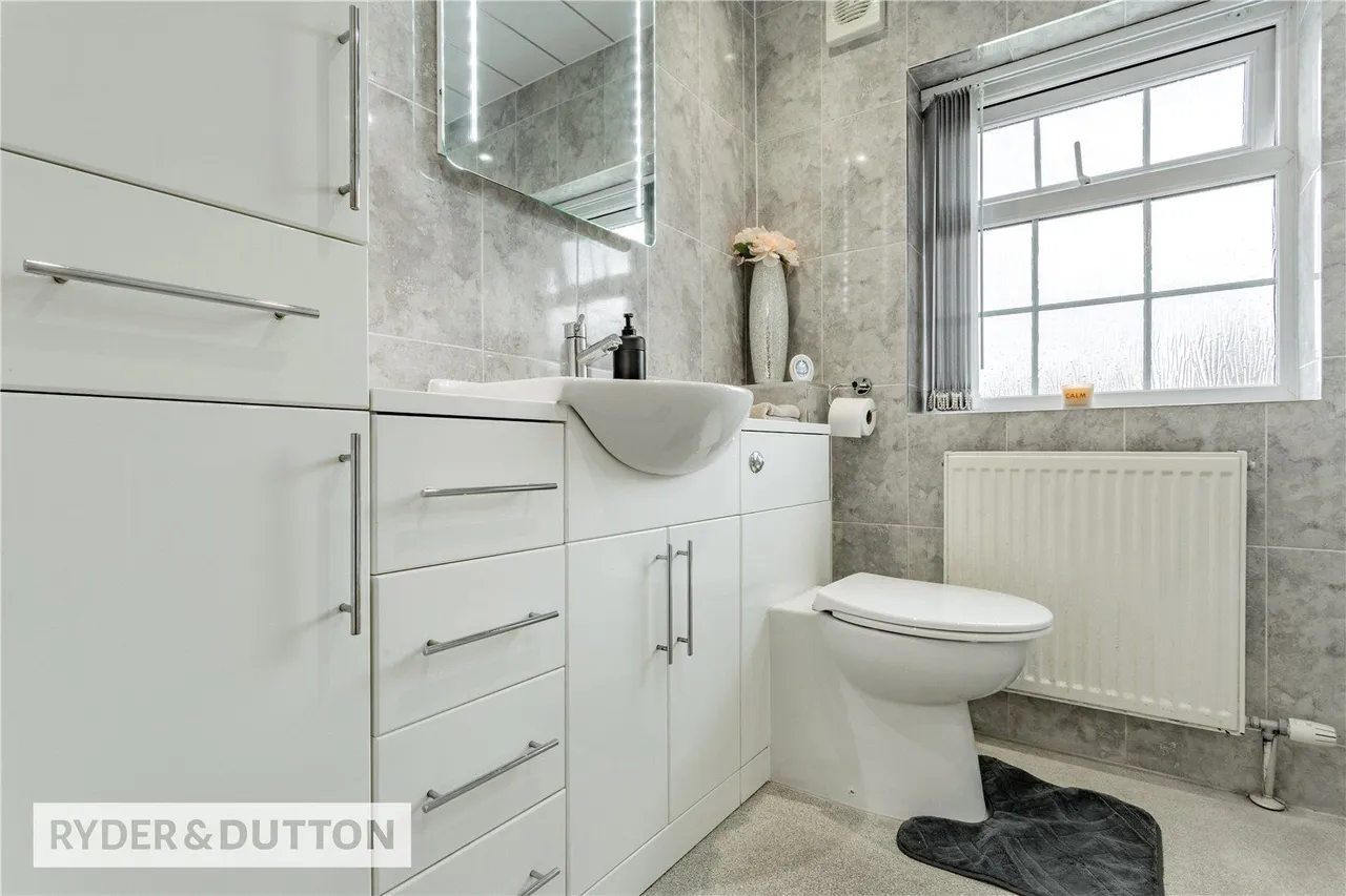 Highfield Drive, Royton, OL2, photo 23