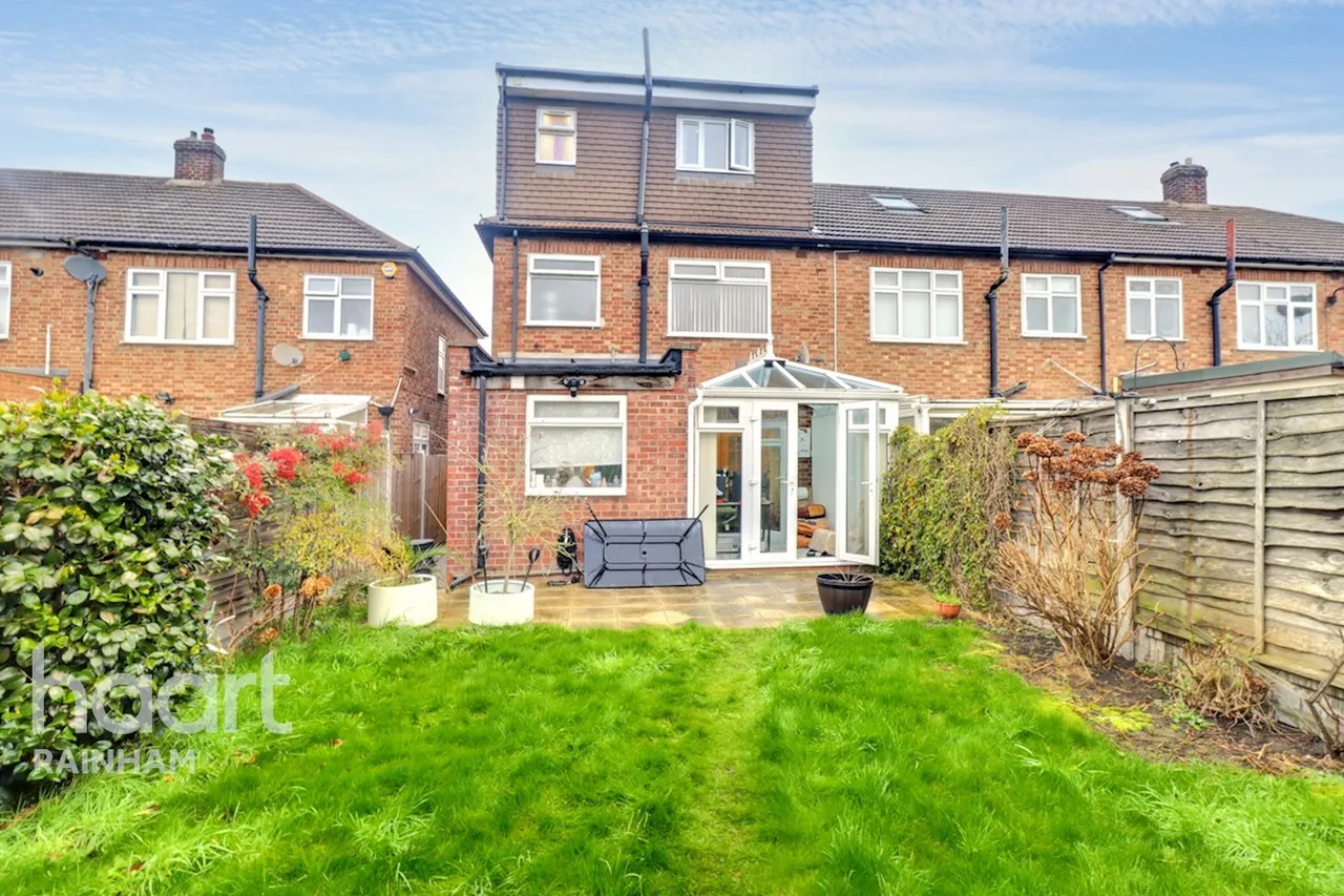 Ford Close, Rainham, RM13, photo 17