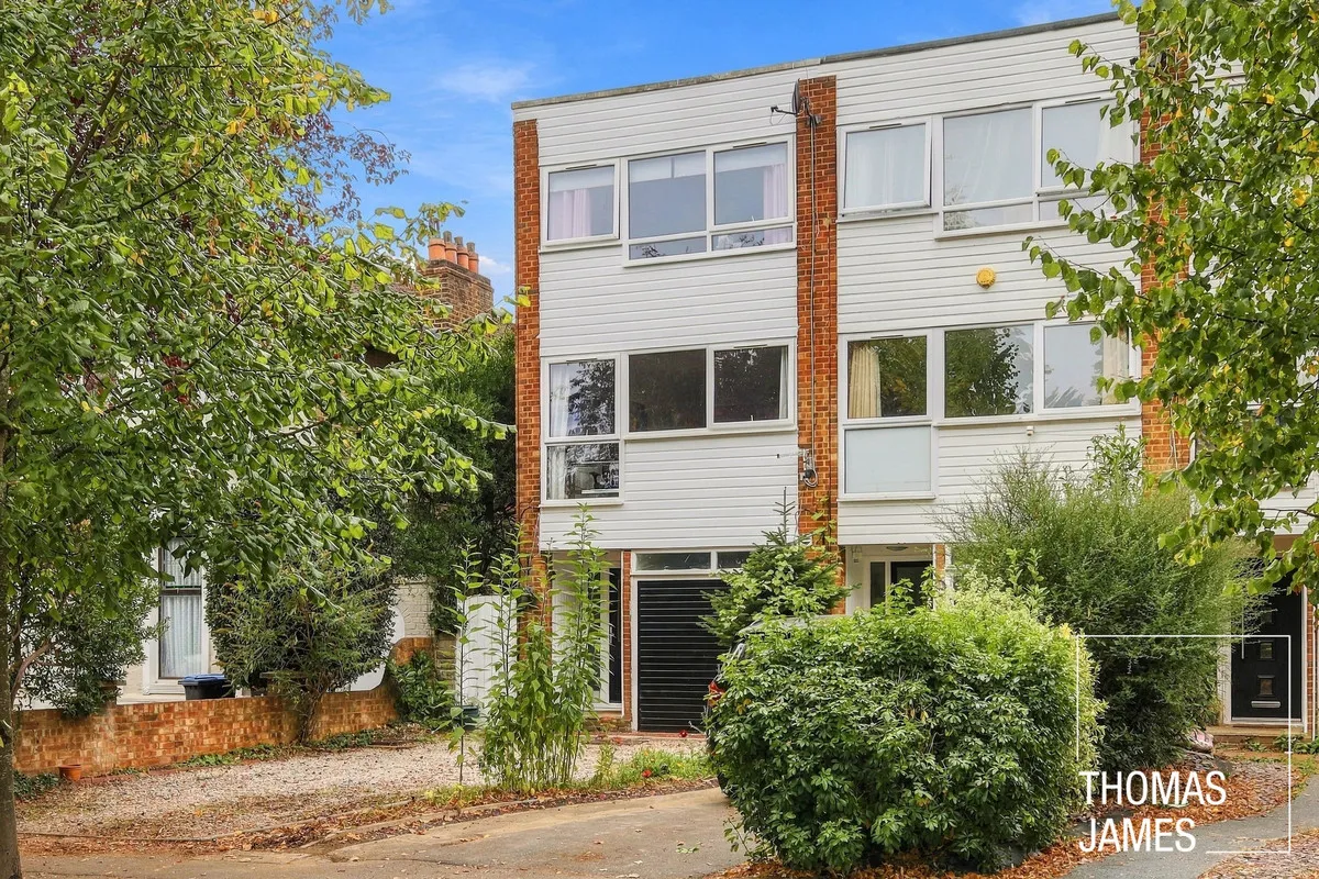 3 bed house for sale, Wellington Road, Enfield, EN1
