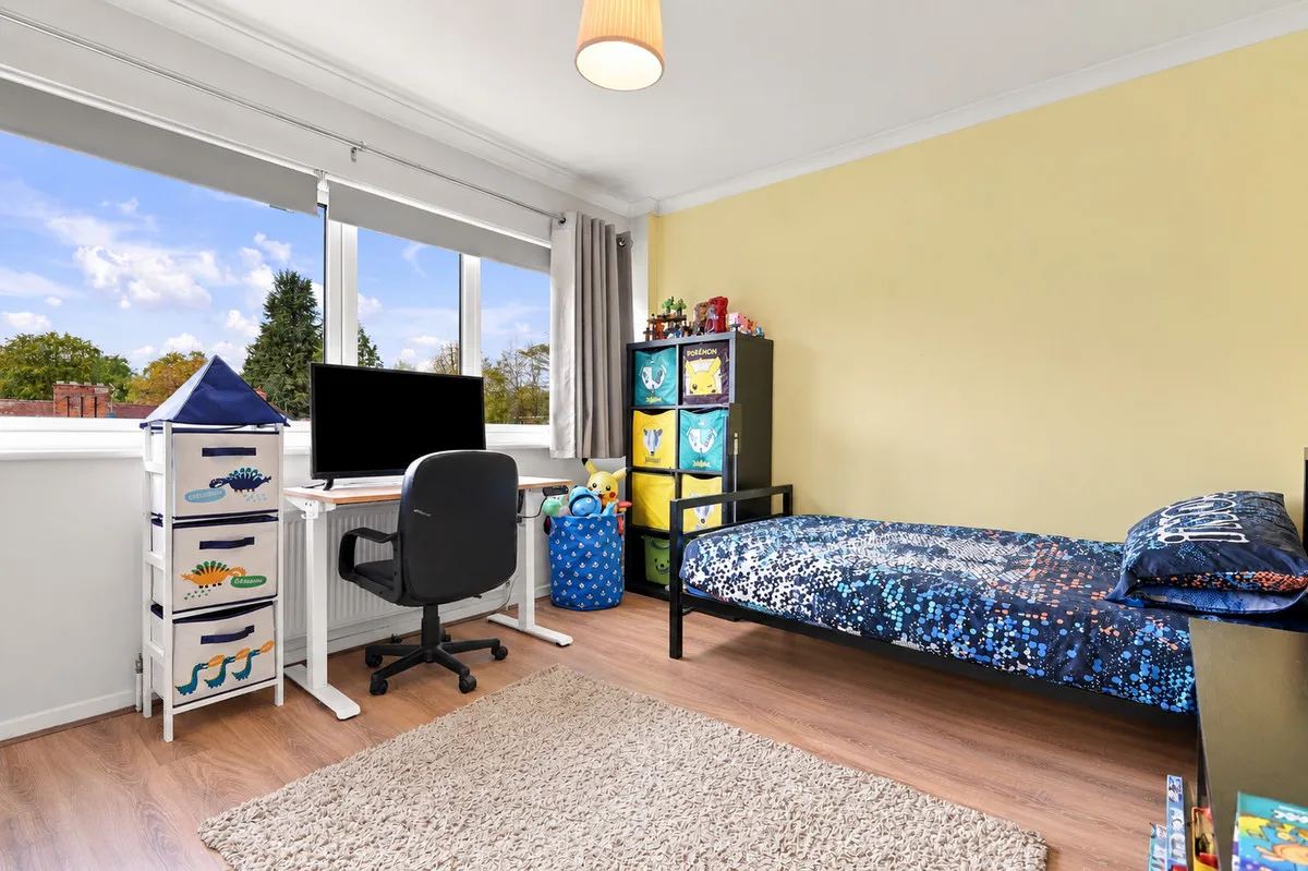 Wellington Road, Enfield, EN1, photo 17