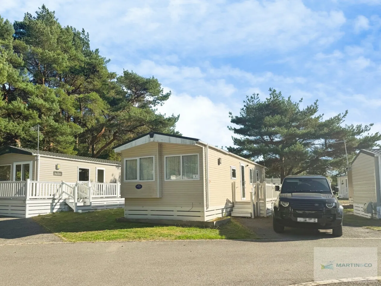 3 bed property for sale — Oakdene Holiday Park